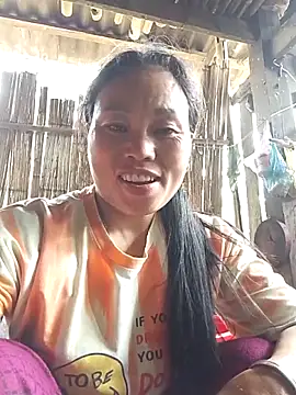 Snapshot of Maikha08 chatting on 16, 4, 2026 Maikha08 online show from 16, 4, 2026