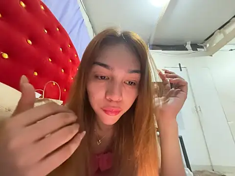 Snapshot of CelinaWintour chatting on 19, 5, 2026 CelinaWintour online show from 19, 5, 2026