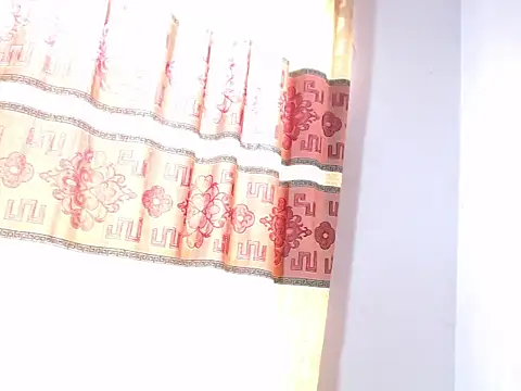 Snapshot of litte_ebonyx chatting on 21, 12, 2025 litte ebonyx online show from 21, 12, 2025