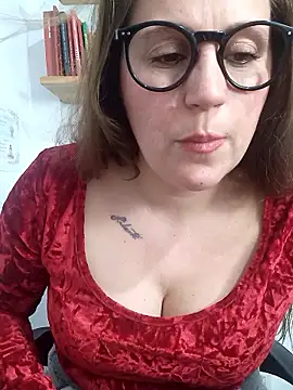 SofiEsteves online show from 28, 4, 2026