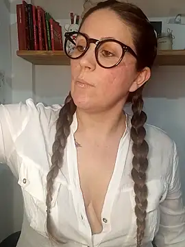 SofiEsteves online show from 18, 6, 2026