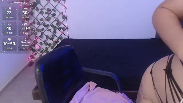 latin mommy  online show from 20, 12, 2025