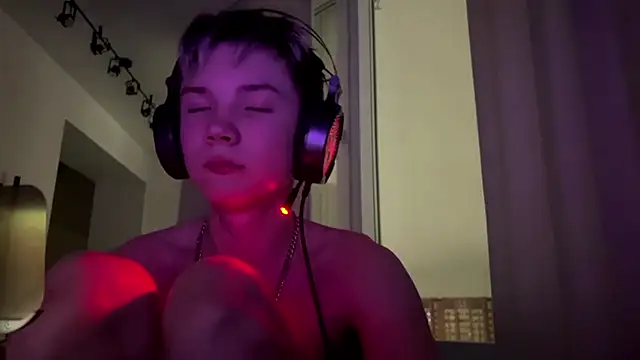 MilesSwanson online show from 21, 12, 2025