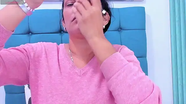 Bianca slut1 online show from 27, 2, 2026