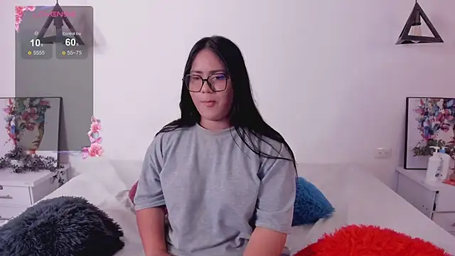 Snapshot of Briana_Goldd chatting on 22, 5, 2026 Briana Goldd online show from 22, 5, 2026
