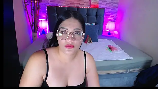 Valeri hot22 online show from 5, 5, 2026