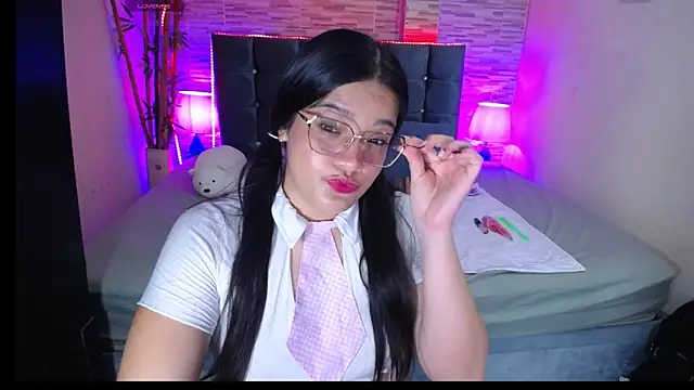 Valeri hot22 online show from 13, 5, 2026
