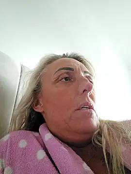 theblondecocklover online show from 19, 5, 2026