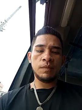 Gloryholeroom online show from 14, 4, 2026