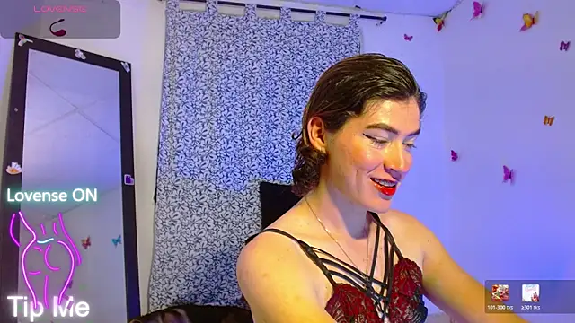 Snapshot of Koral_10 chatting on 8, 4, 2026 Koral 10 online show from 8, 4, 2026