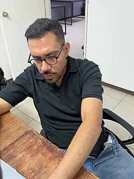 AdrianGarcia89 online show from 19, 5, 2026