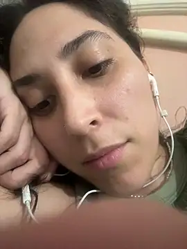 LatinDoll8 online show from 1, 4, 2026