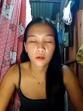 Snapshot of sheriesassyann chatting on 5, 4, 2026 sheriesassyann online show from 5, 4, 2026