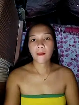 Snapshot of sheriesassyann chatting on 6, 4, 2026 sheriesassyann online show from 6, 4, 2026