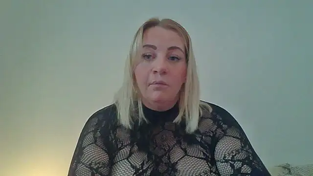 Snapshot of Redos1 chatting on 22, 12, 2025 Redos1 online show from 22, 12, 2025