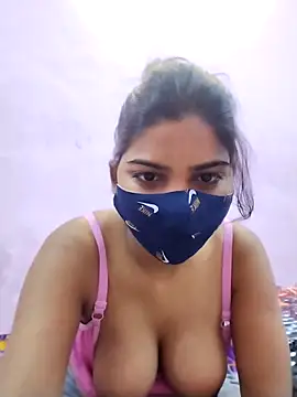 Anshika panday00 online show from 19, 12, 2025