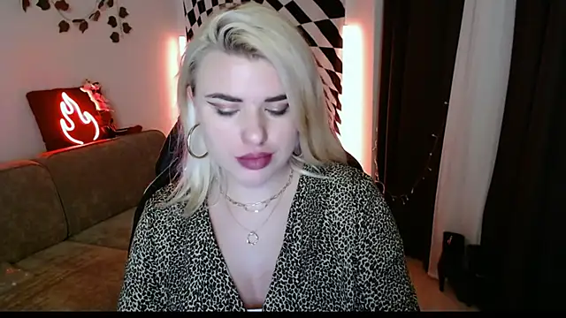 Ariana Saint online show from 29, 3, 2026