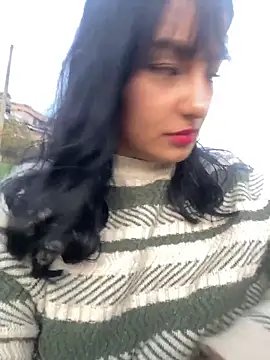 Snapshot of Noxveeltt chatting on 2, 4, 2026 Noxveeltt online show from 2, 4, 2026