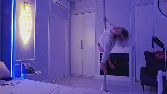 Snapshot of IvyBriggs chatting on 9, 1, 2026 IvyBriggs online show from 9, 1, 2026