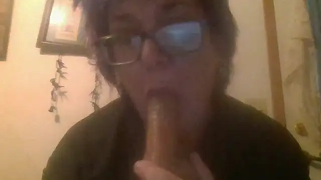 Snapshot of becky1111 chatting on 19, 6, 2026 becky1111 online show from 19, 6, 2026