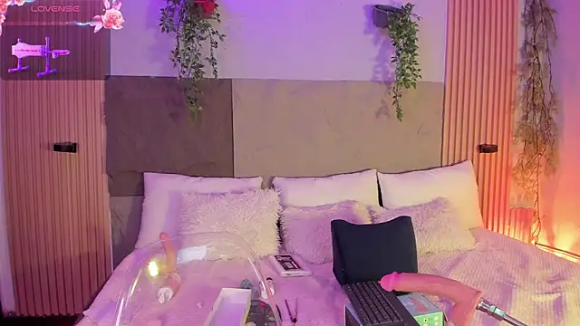 isabellagiirl online show from 7, 5, 2026