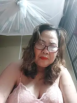 Snapshot of cuncon7700 chatting on 25, 3, 2026 cuncon7700 online show from 25, 3, 2026