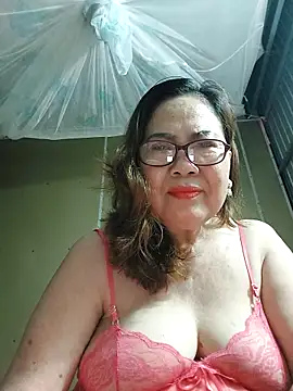 Snapshot of cuncon7700 chatting on 31, 3, 2026 cuncon7700 online show from 31, 3, 2026