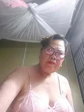 Snapshot of cuncon7700 chatting on 7, 4, 2026 cuncon7700 online show from 7, 4, 2026