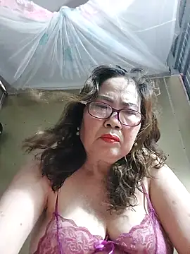 Snapshot of cuncon7700 chatting on 15, 4, 2026 cuncon7700 online show from 15, 4, 2026