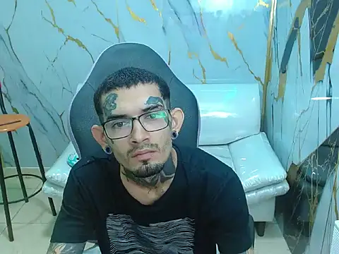 Boy tatto77 online show from 3, 5, 2026