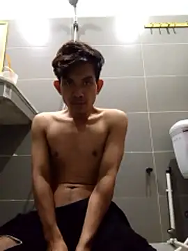 spitspittonmyface online show from 13, 1, 2026