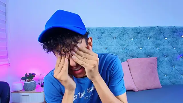 maxfrost 1 online show from 5, 2, 2026