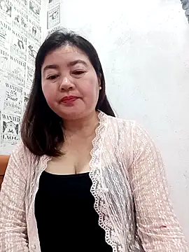 Snapshot of Jumi_livesexy chatting on 4, 3, 2026 Jumi livesexy online show from 4, 3, 2026