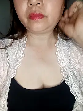 Snapshot of Jumi_livesexy chatting on 28, 3, 2026 Jumi livesexy online show from 28, 3, 2026