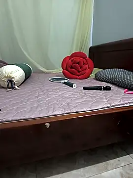 Sweet-Berryy online show from 12, 5, 2026