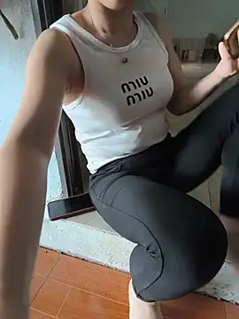 Sweet-Berryy online show from 25, 6, 2026