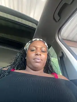 queendommi online show from 19, 12, 2025