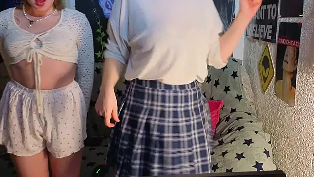 Snapshot of Ntmuforever chatting on 19, 12, 2025 Ntmuforever online show from 19, 12, 2025