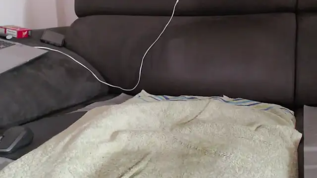 Snapshot of chatting on 23, 3, 2026 online show from 23, 3, 2026