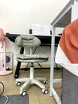 Kiss love520 online show from 21, 12, 2025