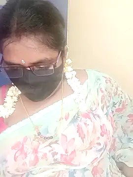 Snapshot of sirisha__9 chatting on 28, 4, 2026 sirisha 9 online show from 28, 4, 2026