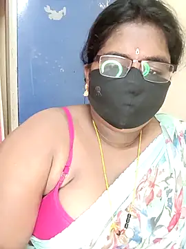 Snapshot of sirisha__9 chatting on 29, 4, 2026 sirisha 9 online show from 29, 4, 2026
