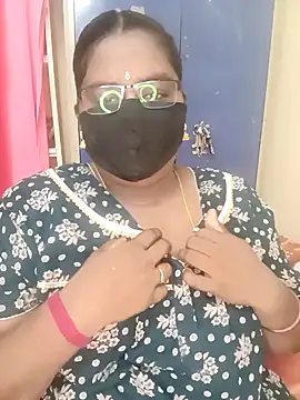 Snapshot of sirisha__9 chatting on 1, 5, 2026 sirisha 9 online show from 1, 5, 2026