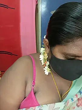Snapshot of sirisha__9 chatting on 13, 5, 2026 sirisha 9 online show from 13, 5, 2026