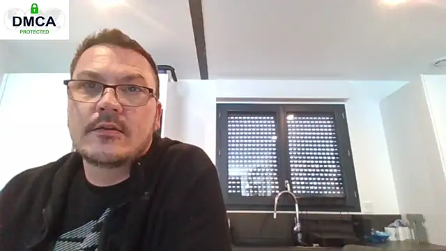 Miss-Chupagirly online show from 19, 3, 2026