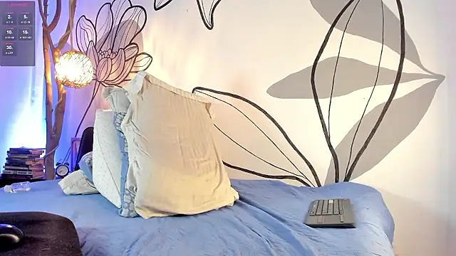 maaxtaylor  online show from 12, 1, 2026