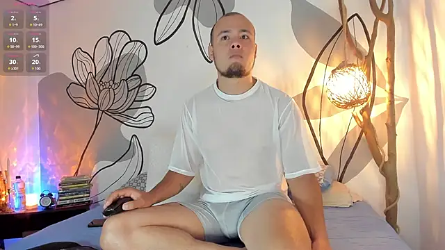 maaxtaylor  online show from 23, 2, 2026