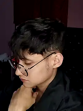 Snapshot of Axell-1997 chatting on 20, 12, 2025 Axell-1997 online show from 20, 12, 2025