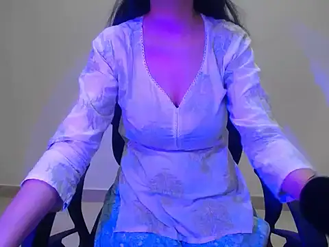 Farhana beautyfull online show from 20, 6, 2026