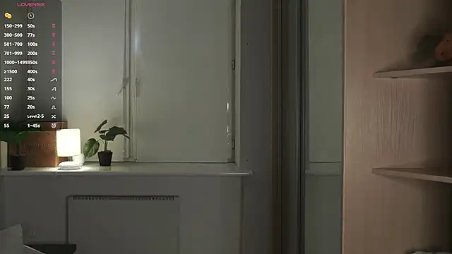 DollyAmrine online show from 22, 12, 2025